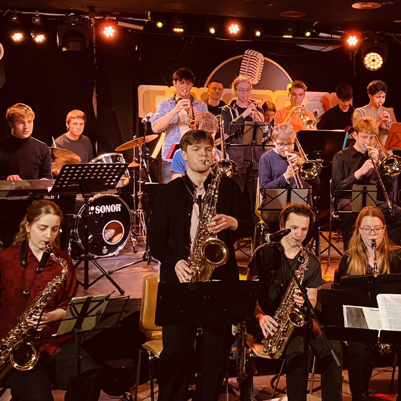 Triple Bigband Takeoff